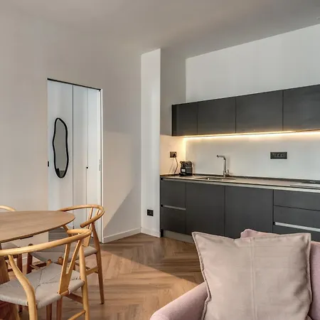 Apartamento Downtownsrl - Downtown The River Roma